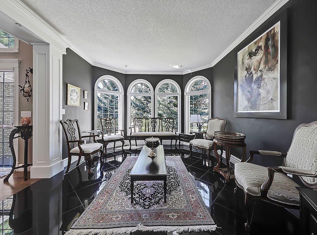 216 Evergreen Heath SW