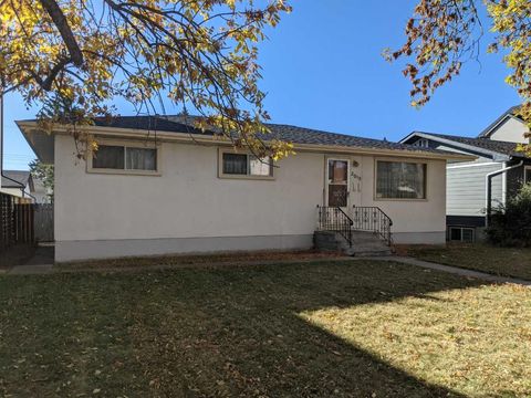 2019 52 Avenue SW Calgary AB T3E 1K2