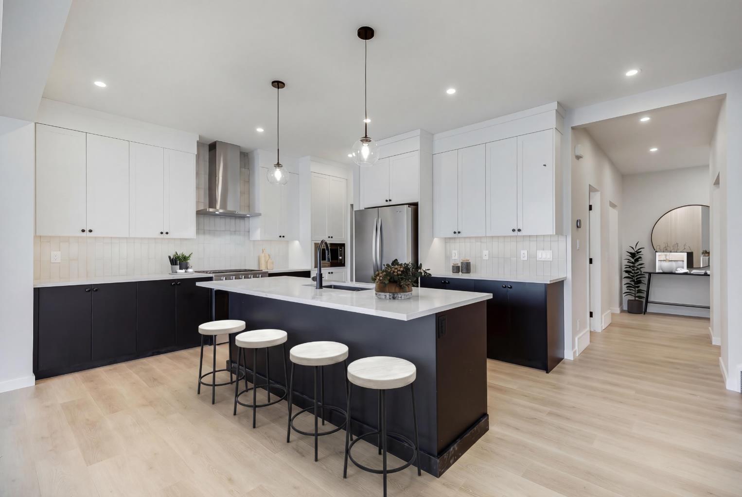 4054 Sawgrass Street NW