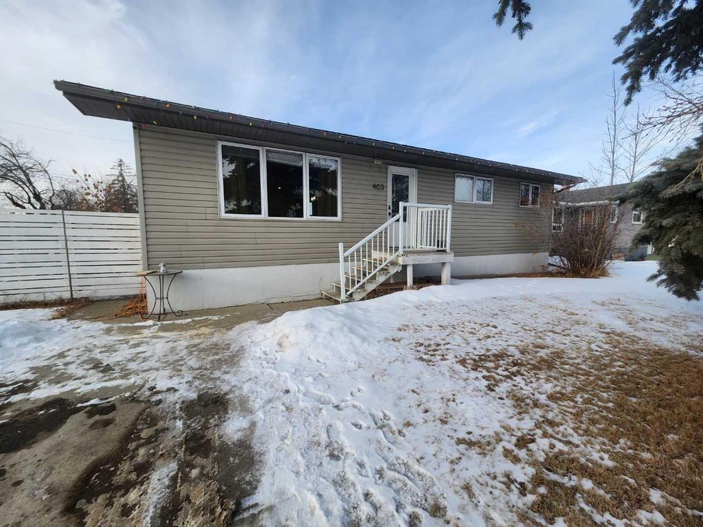 Photo of 403 11 Street E, Drumheller, AB T0J 0Y5 (MLS # A2283687)