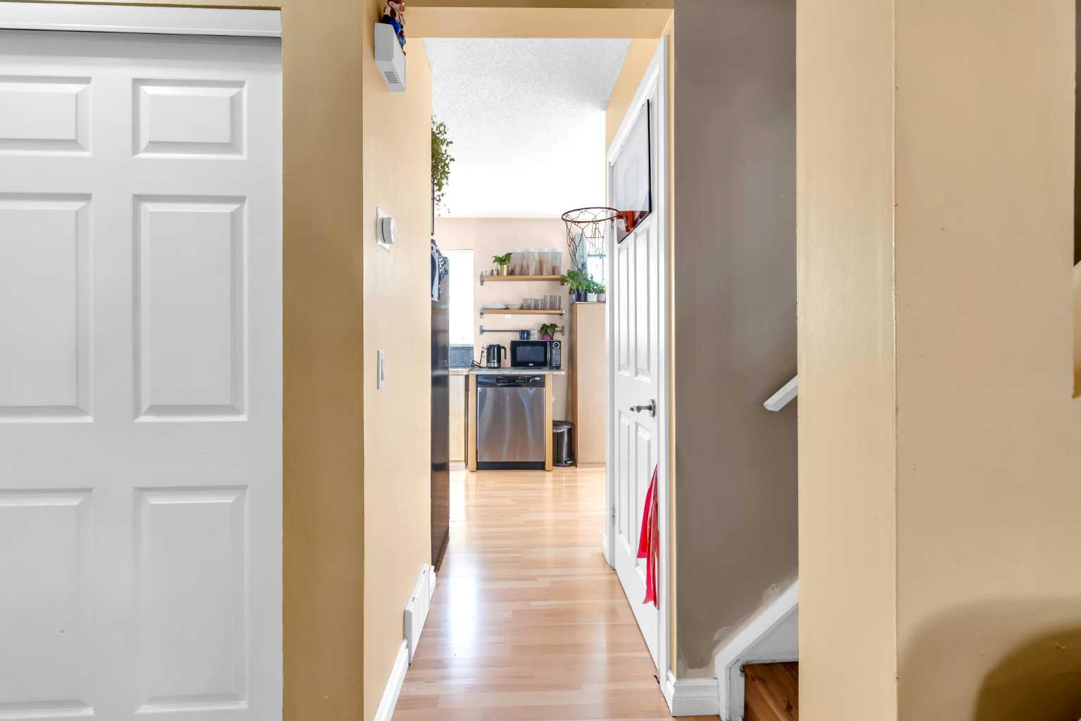 43 Martindale Court NE