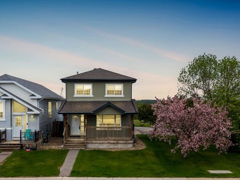 Photo of 604 Athabasca Avenue, Fort McMurray, AB T9J 1H8 (MLS # A2350053)