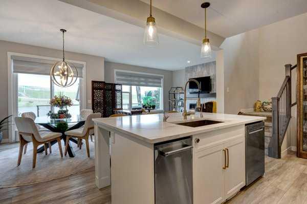 144 Cranbrook Gardens W