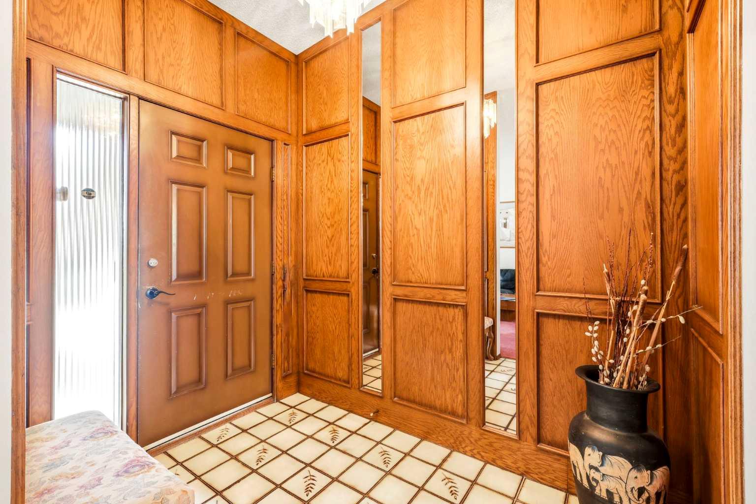 149 Edgehill Drive NW