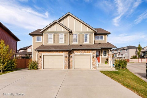 Photo of 262 Panamount Way NW, Calgary, AB T3K 0P4 (MLS # A2351045)