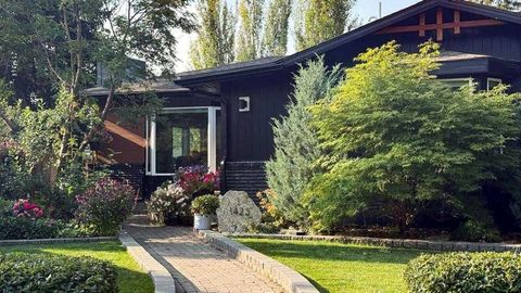 Photo of 1423 18 Street NE, Calgary, AB T2V 4V8 (MLS # A2301951)