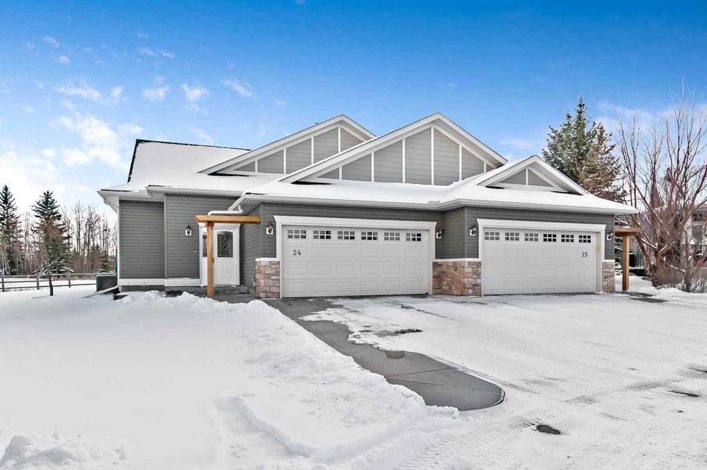 Photo of 925 imperial Drive #24, Diamond Valley, AB T0L 1A5 (MLS # A2292654)
