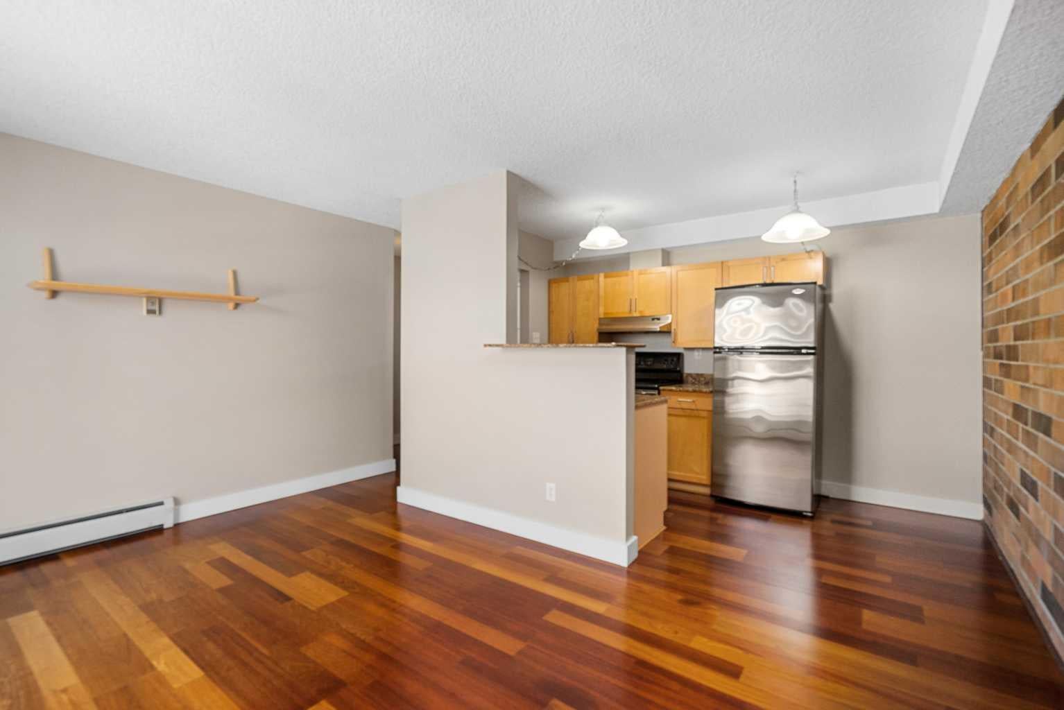 315 9A Street NW #404