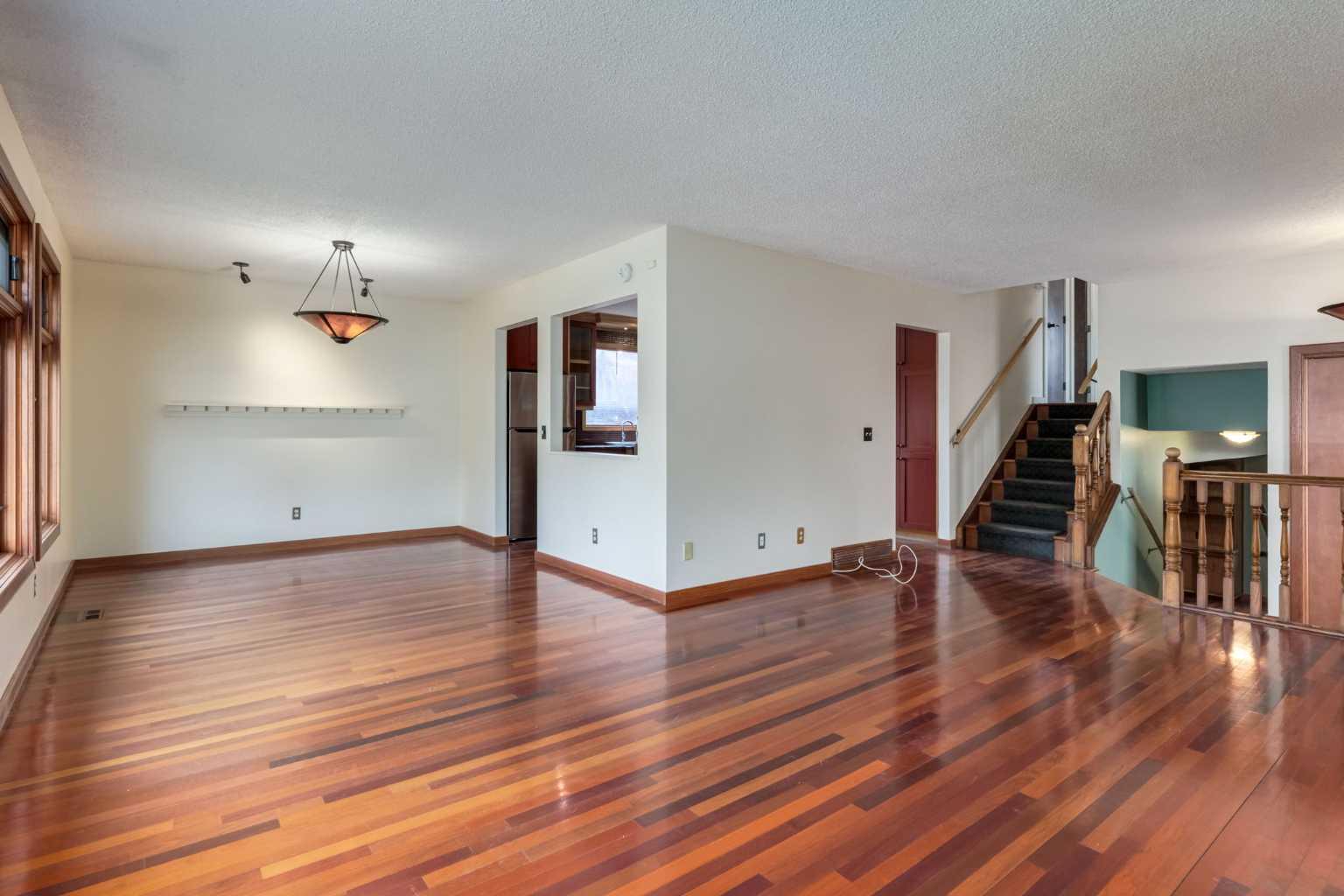 80 Macewan Glen Road NW