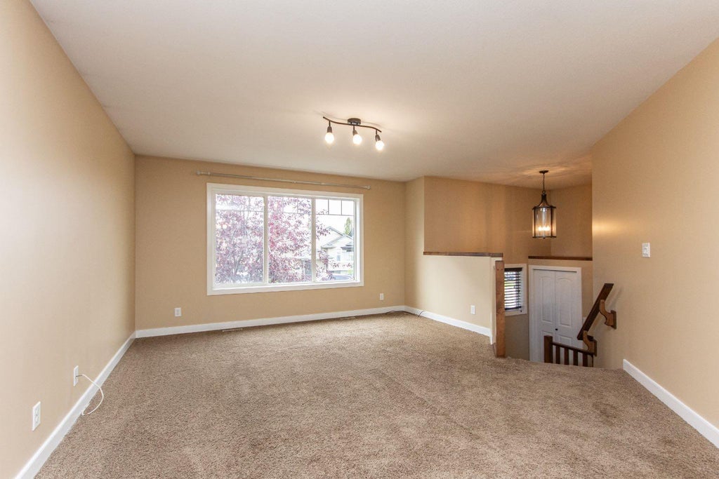 Photo of 79 Trimble Close, Red Deer, AB T4P 0N5 (MLS # A2351204)