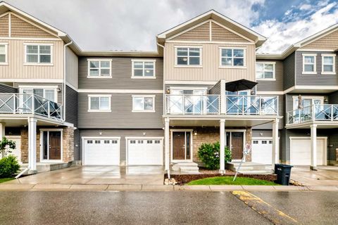 Photo of 709 Skyview Ranch Grove NE, Calgary, AB T3N 0R9 (MLS # A2318680)
