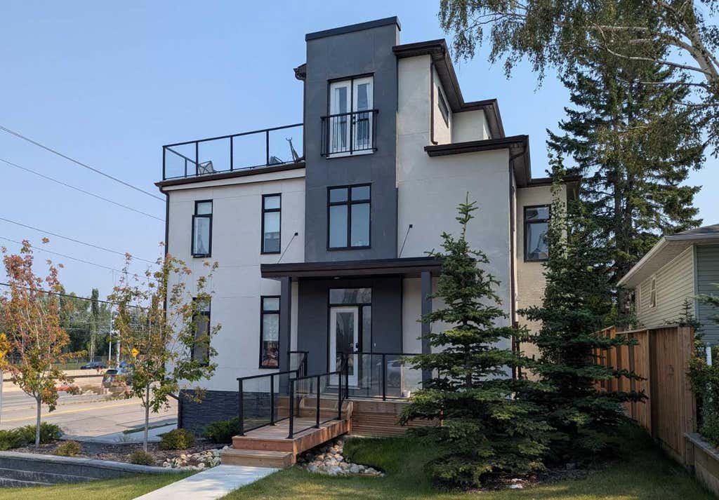 Photo of 2857 12 Avenue SW, Calgary, AB T3C 3Y7 (MLS # A2339296)