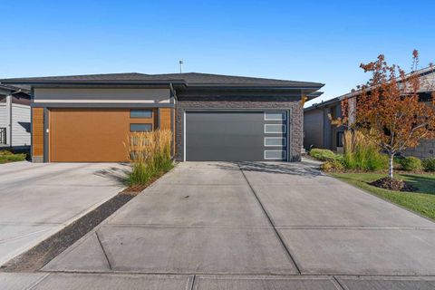 218 Marina Cove SE Calgary AB T3M 3P4
