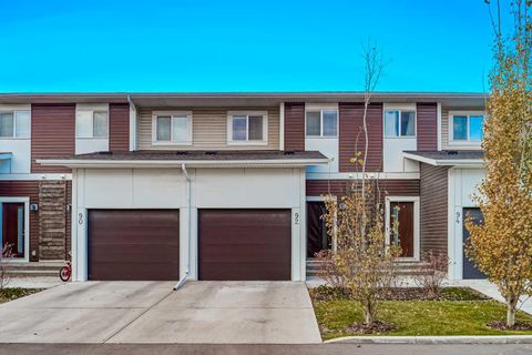 Photo of 92 Walden Lane SE, Calgary, AB T2X 2A7 (MLS # A2267042)