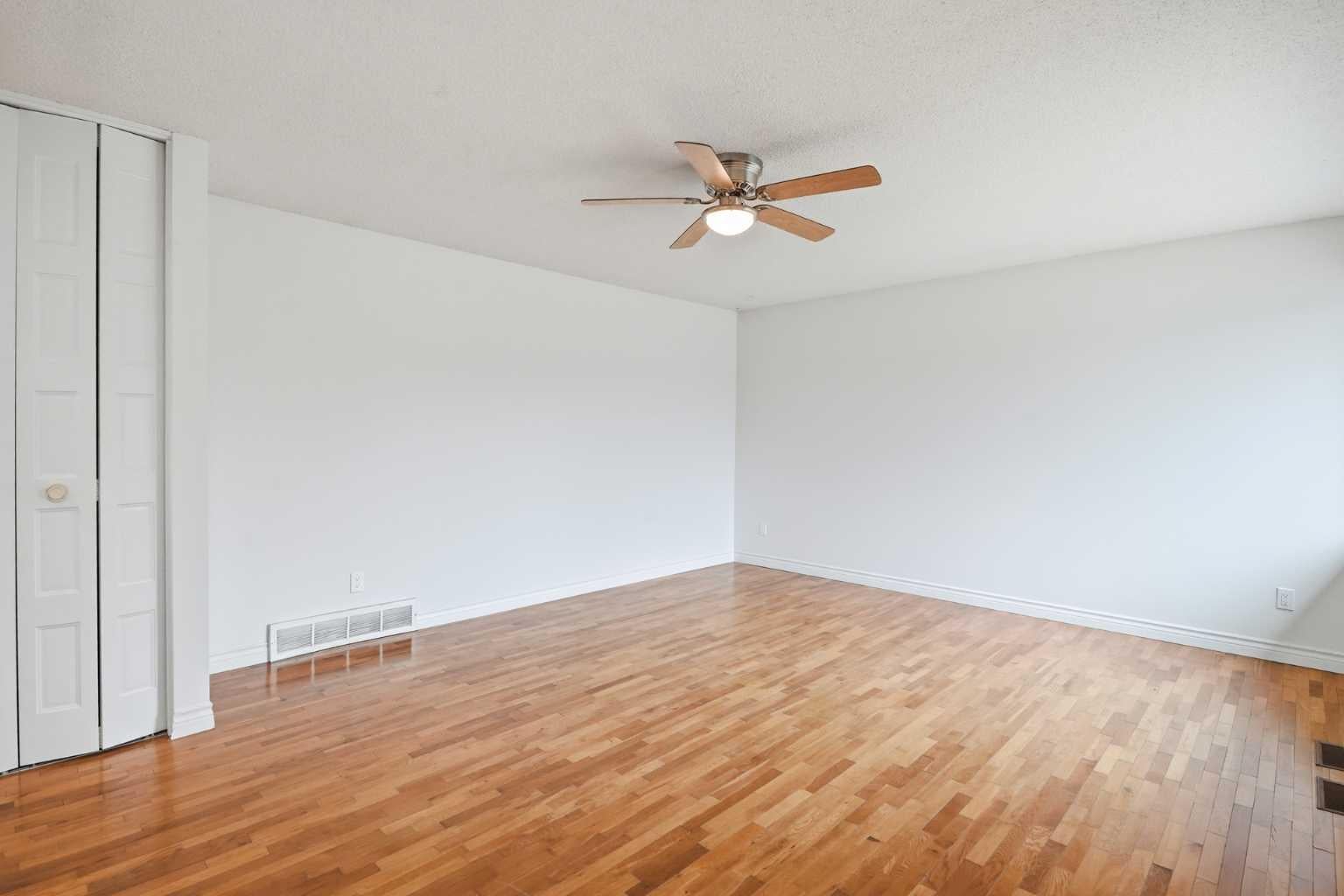 1211 Maitland Drive NE