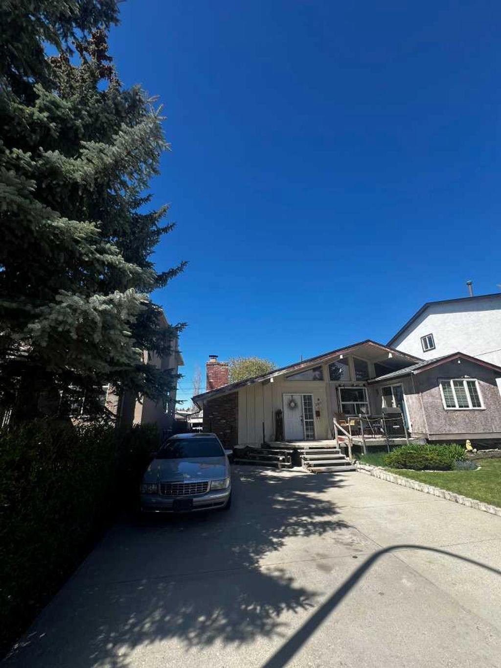 Photo of 3811 44 Street SW, Calgary, AB T3E 3S4 (MLS # A2311542)