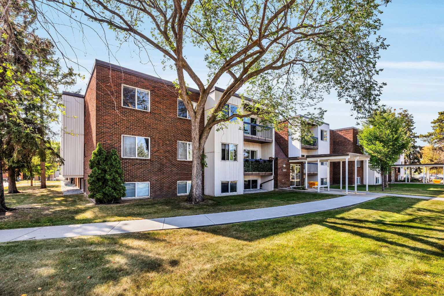 11445 41 Avenue NW 303