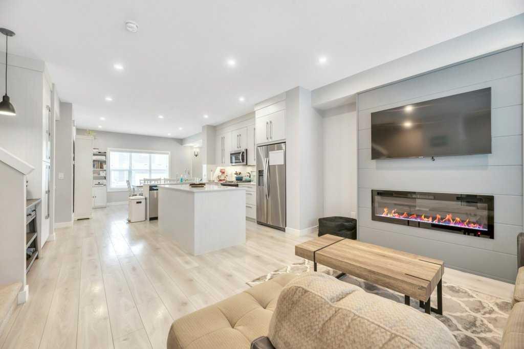 448 West Lakeview Drive