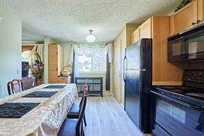 47 Doverglen Crescent SE