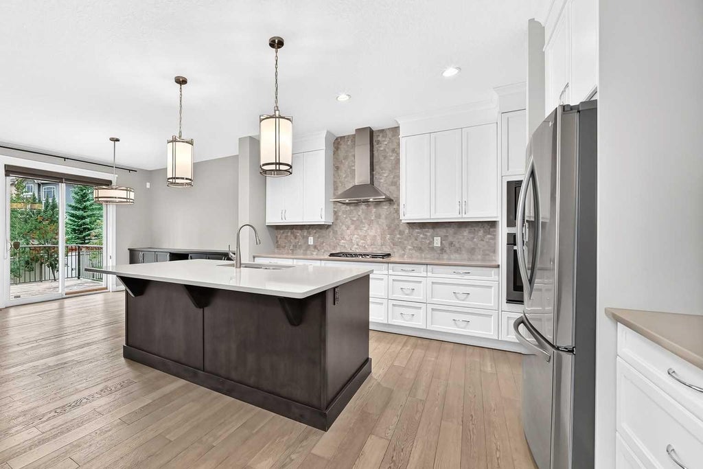 Photo of 143 Stonemere Green, Chestermere, AB T1X 0S2 (MLS # A2337038)