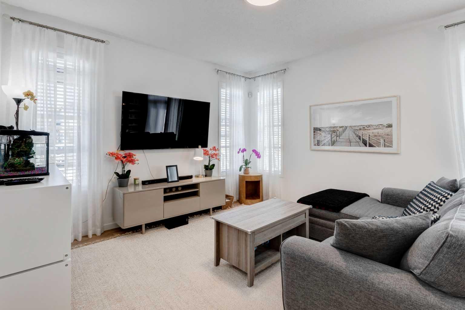 10 Wolf Hollow Way SE
