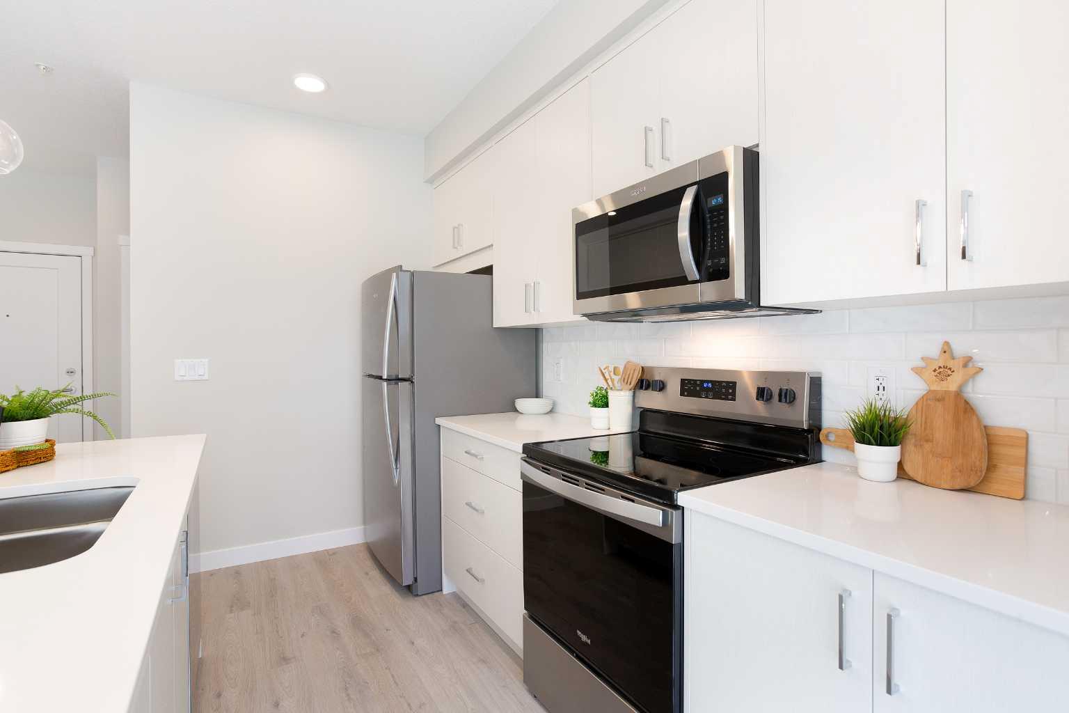 660 Shawnee Square 111