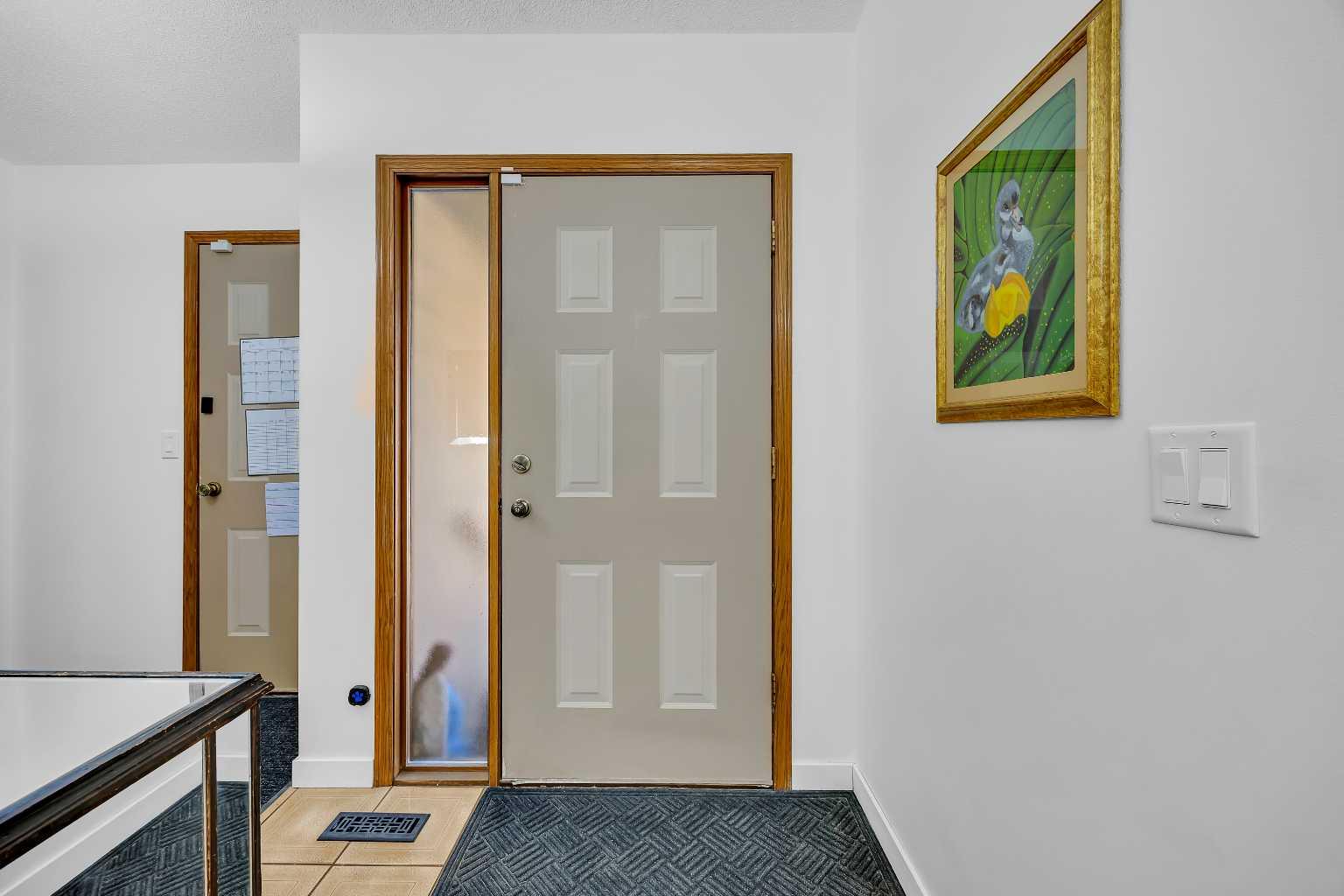 874 Riverbend Drive SE