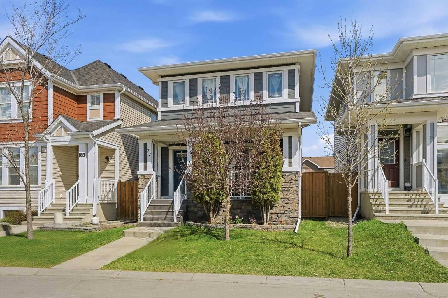 72 Redstone Common NE