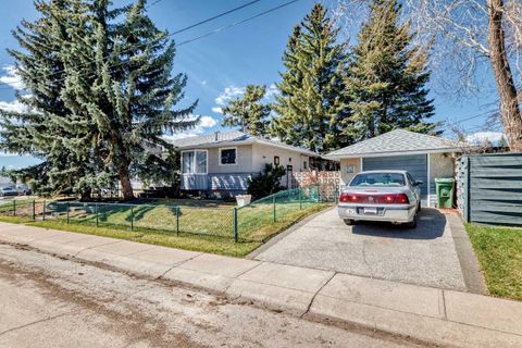 Photo of 4810 Forego Avenue SE, Calgary, AB T2A 2C3 (MLS # A2303781)