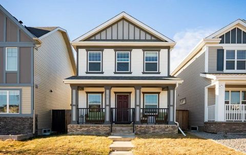 64 Copperpond Park SE Calgary AB T2Z 1K1