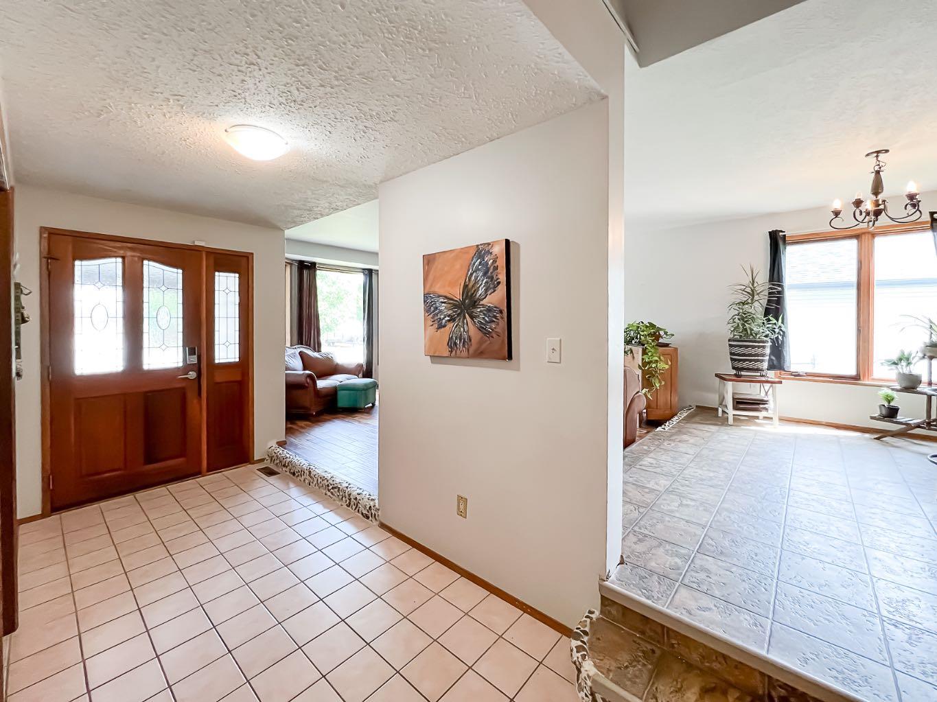 4453 Silverwood Crescent