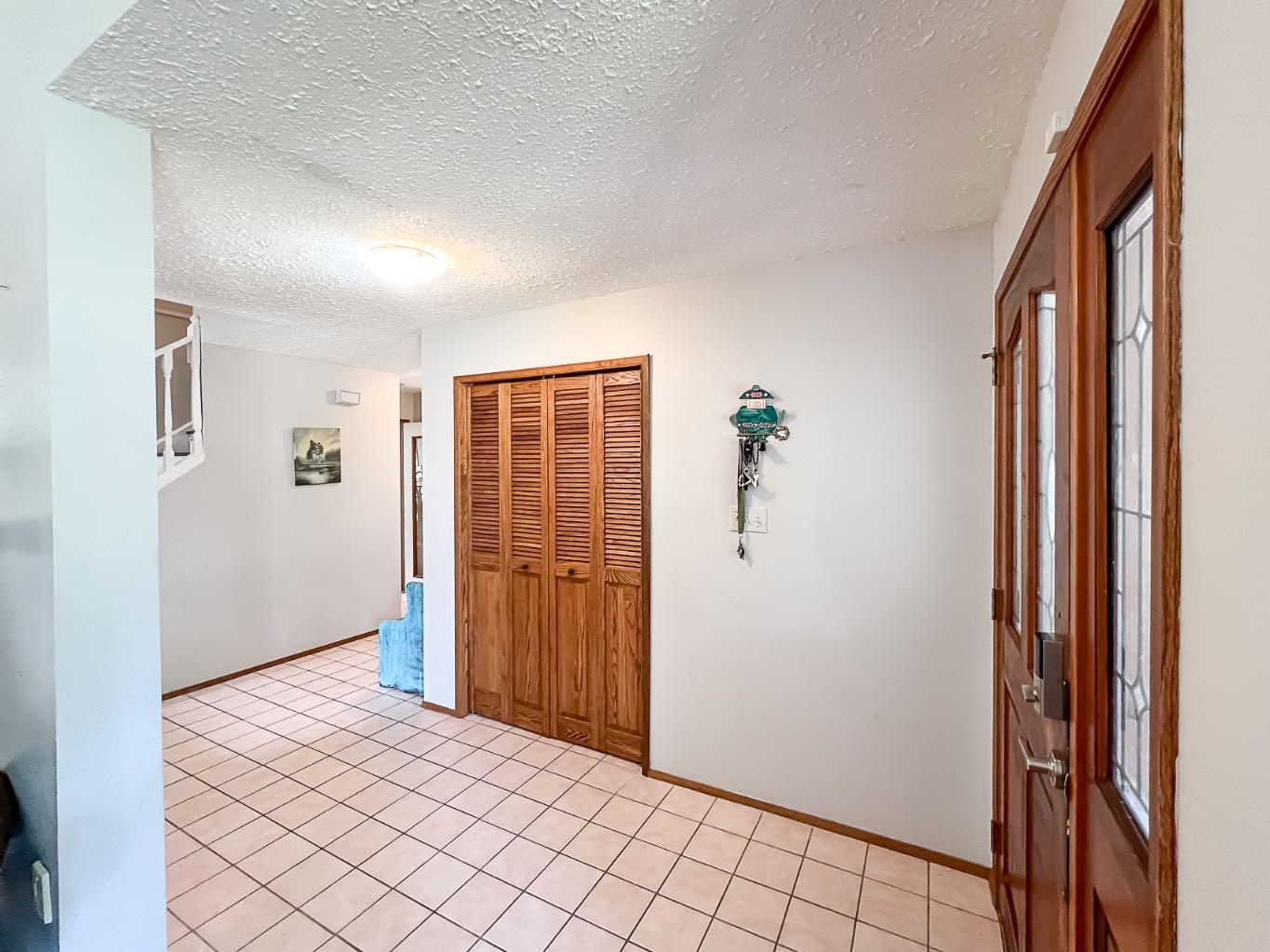 4453 Silverwood Crescent