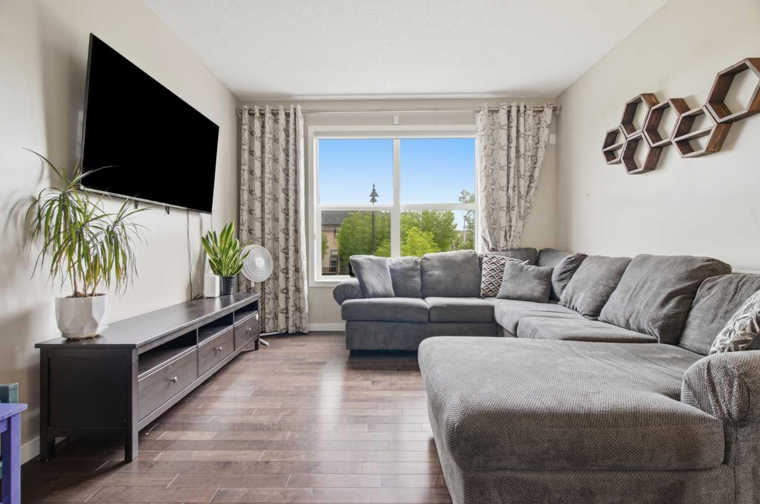 10 Auburn Bay Avenue SE 1103