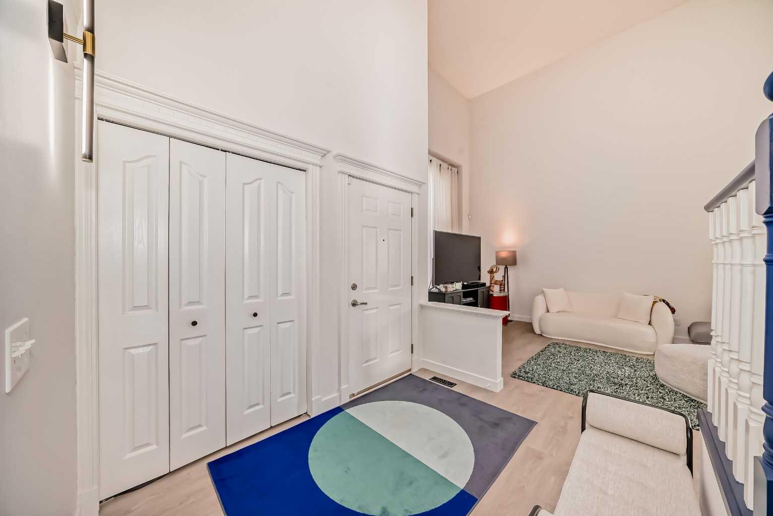 202 Hamptons Gardens NW