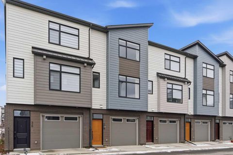 Photo of 903 Mahogany Boulevard SE #35, Calgary, AB T3M 3W9 (MLS # A2304828)