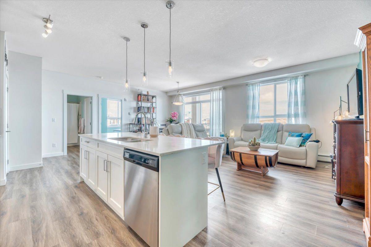 35 walgrove Walk SE 408