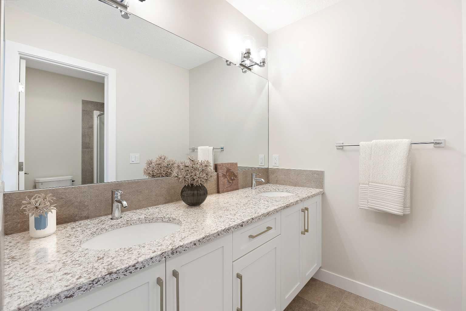 215 Waterford Heights