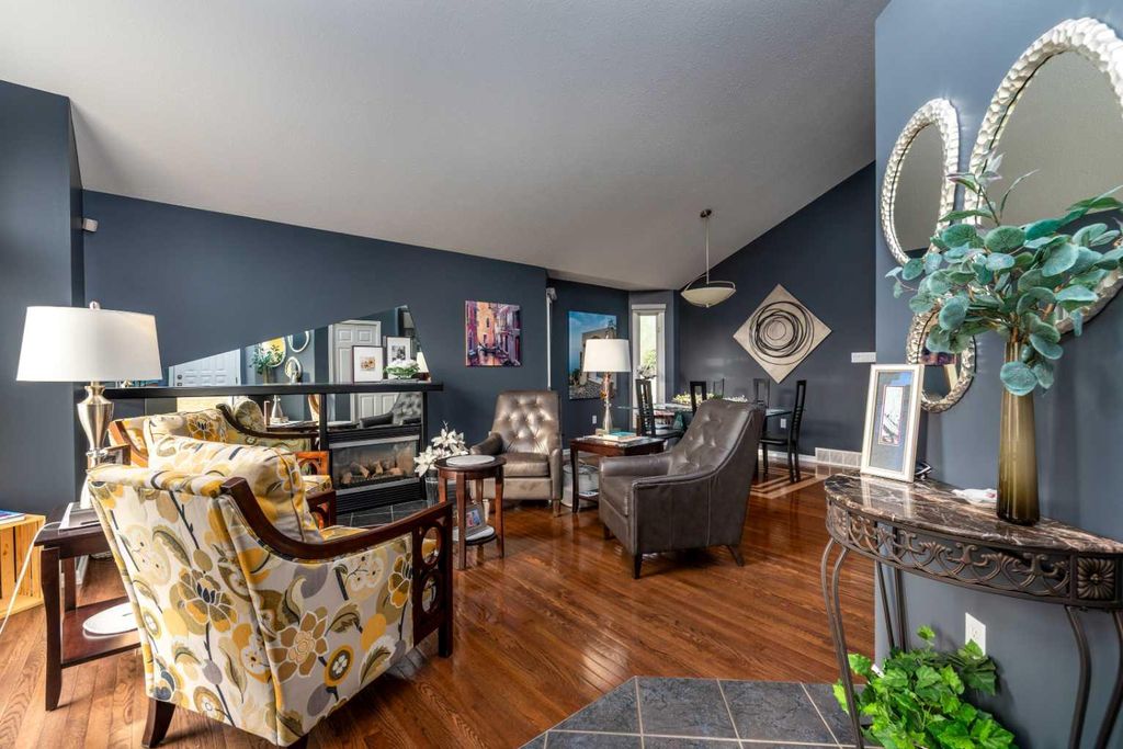 Photo of 3812 58 Avenue, Lloydminster, AB T9V 2P3 (MLS # A2282948)