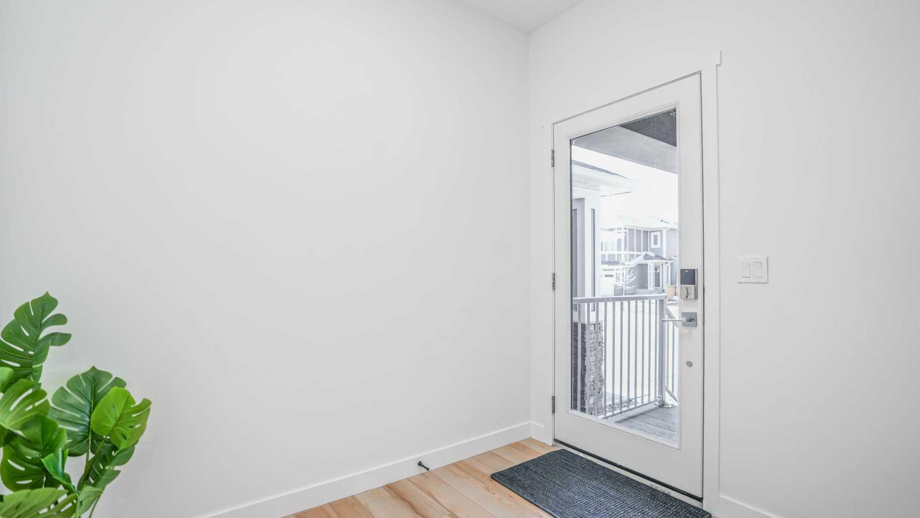 34 Lucas Terrace NW