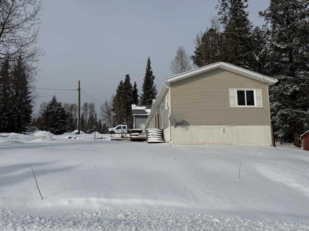 Photo of 5001 51 Street, Robb, AB T0E 1X0 (MLS # A2292261)