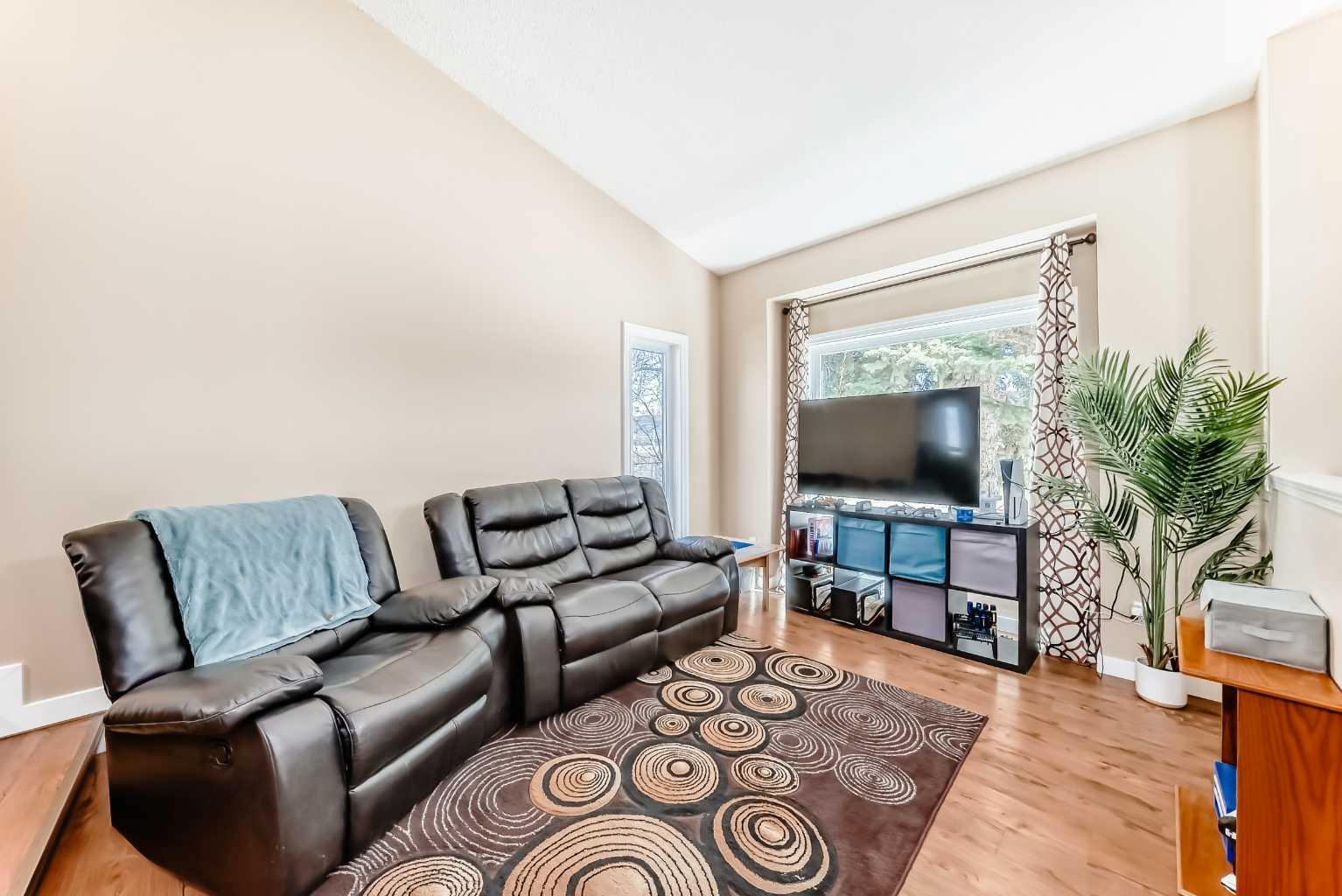 127 Mckerrell Way SE