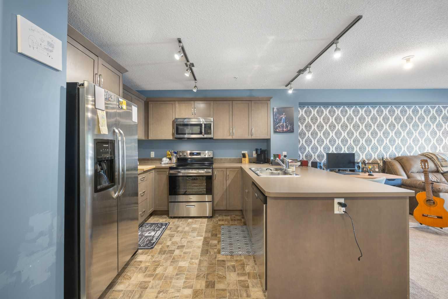 402 Kincora Glen Road NW 3110