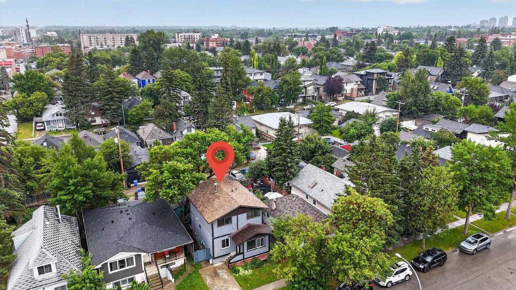 Photo of 1608 3 Street NW, Calgary, AB T2M 2X8 (MLS # A2337059)