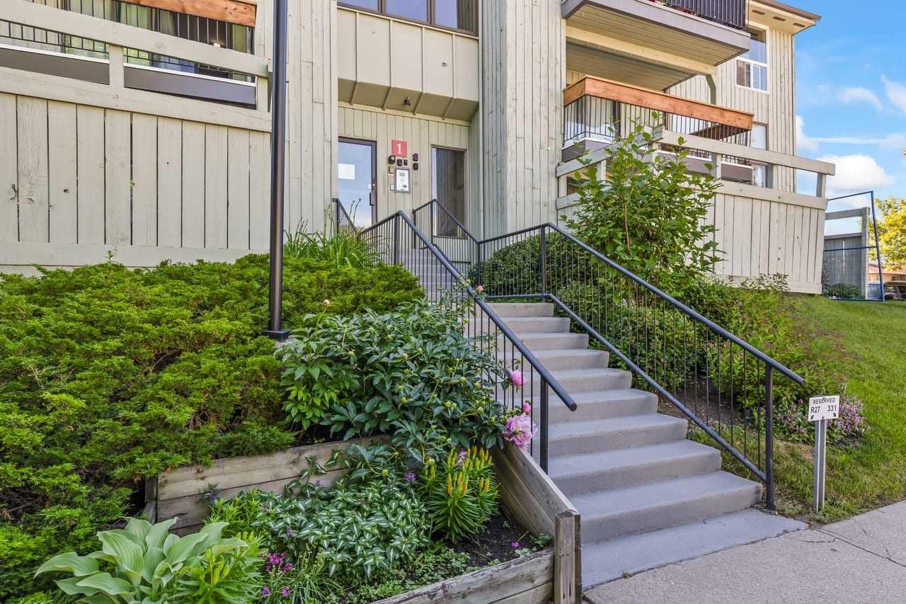 10120 Brookpark Boulevard SW 123