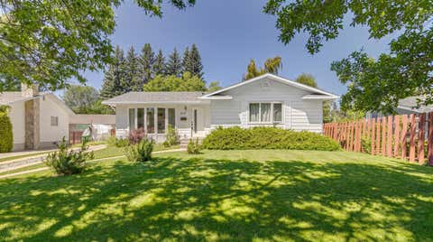 Photo of 618 Oakhill Place SW, Calgary, AB T2V 3X8 (MLS # A2335028)
