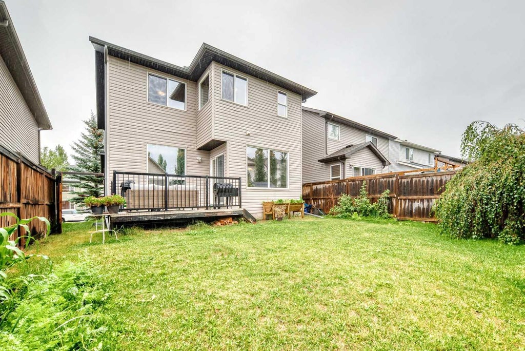 Photo of 121 Chapalina Heights SE, Calgary, AB T2X 0B2 (MLS # A2355394)