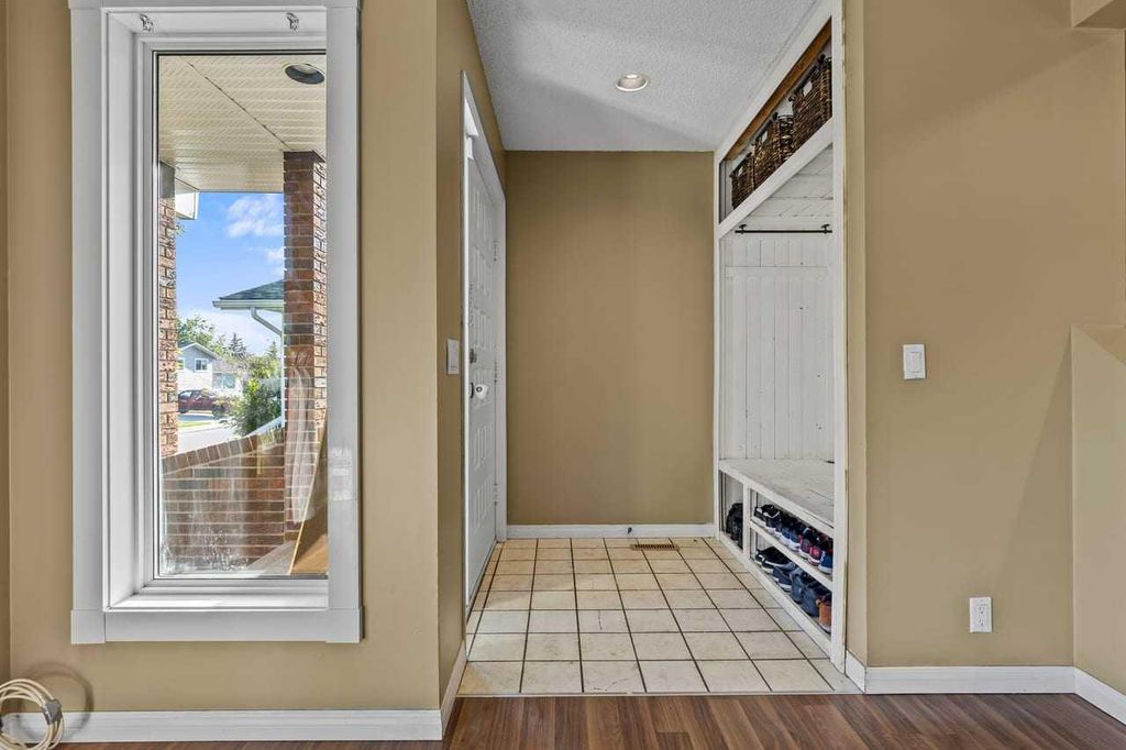 Photo of 34 Elk Hill SE, Airdrie, AB T4B 1Y9 (MLS # A2317846)