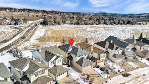 206 Tuscany Ravine Close NW Calgary AB T3L 2X4