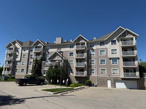 Photo of 128 Centre Avenue #301, Cochrane, AB T4C 1Z4 (MLS # A2326238)