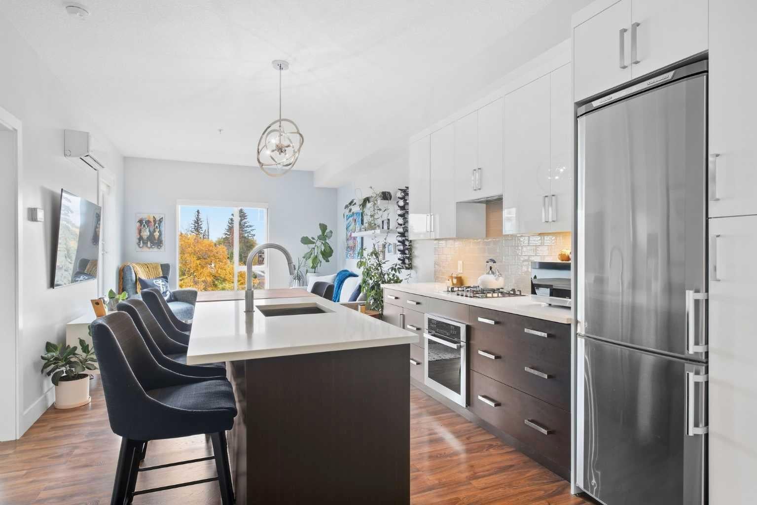 1521 26 Avenue SW 405